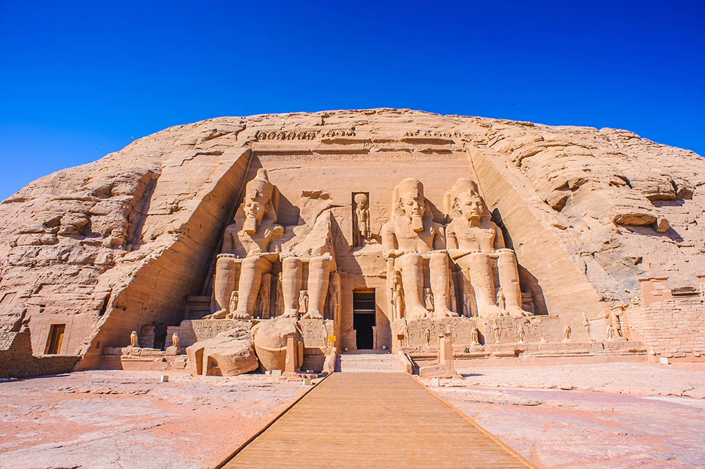 Tour a Abu Simbel a partir de Aswan