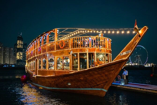 Tour de Cruzeiro Dhow em Dubai