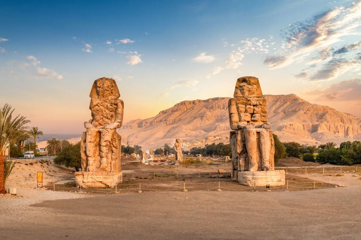 Colossi of Memnon, Luxor